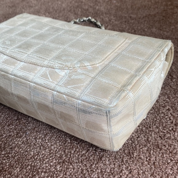 ❌ SOLD | Chanel Classic Flap Bag Authentic Travel Line - Beige - Picture 7 of 13